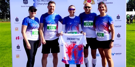 Powiększ grafikę: 10-pko-bieg-charytatywny--711397.jpg