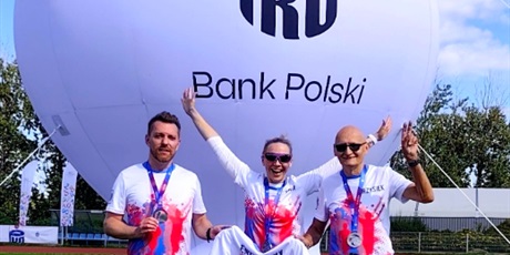 Powiększ grafikę: 10-pko-bieg-charytatywny--711401.jpg