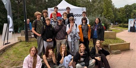 Powiększ grafikę: akcja-sprzatania-swiata-712149.jpg
