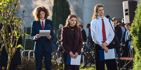 Powiększ grafikę: apel-z-okazji-swieta-niepodleglosci-655242.jpg