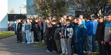 Powiększ grafikę: apel-z-okazji-swieta-niepodleglosci-655244.jpg