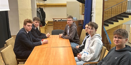 Powiększ grafikę: czerwona-sroda-kiermasz-ciast-dla-tomka-677098.jpg