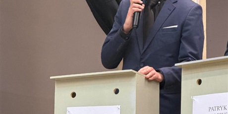 Powiększ grafikę: debata-kandydatow-do-mlodziezowej-rady-miasta-gdanska-675550.jpg