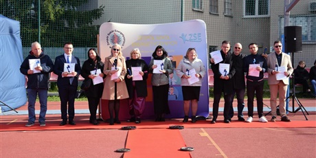 Powiększ grafikę: dzien-edukacji-narodowej-2025-645569.jpg