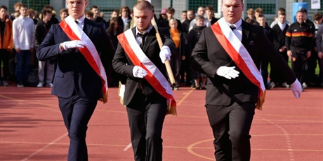 Powiększ grafikę: dzien-edukacji-narodowej-2025-645620.jpg