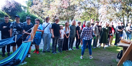 Powiększ grafikę: dzien-integracyjny-klasy-1g-637451.jpg