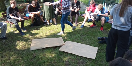 Powiększ grafikę: dzien-integracyjny-klasy-1g-637457.jpg