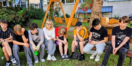 Powiększ grafikę: dzien-integracyjny-klasy-1g-637461.jpg