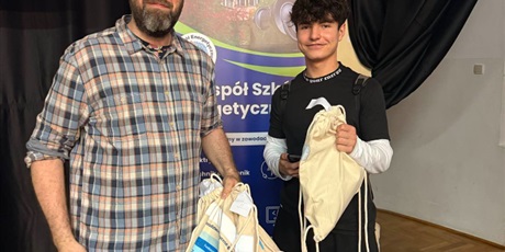 Powiększ grafikę: edukacja-dla-przyszlosci-619173.jpg