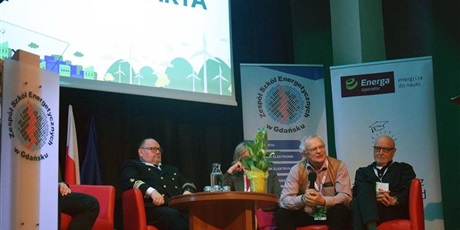 Powiększ grafikę: energetyka-przyszlosci-w-rekach-mlodych-talentow-688301.jpg