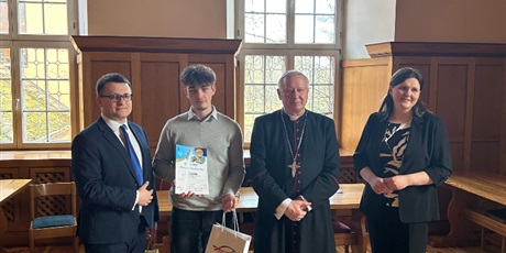 Powiększ grafikę: etap-diecezjalny-ogolnopolskiego-konkursu-wiedzy-biblijnej-gdansk-oliwa-15-04-2026-687499.jpg