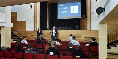 Powiększ grafikę: final-projektu-kariera-z-wiatrem-716445.jpg