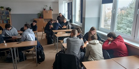 Powiększ grafikę: klasa-4d-warsztaty-w-ramach-wspolpracy-z-energa-operator-678123.jpg