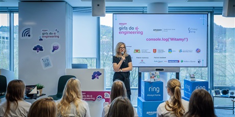 Powiększ grafikę: nasza-uczennica-w-programie-girls-do-engineering-702309.jpg