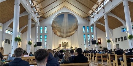 Powiększ grafikę: ogolnopolski-konkurs-wiedzy-liturgicznej-687304.jpg