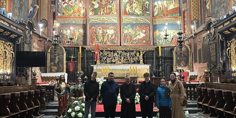 Powiększ grafikę: ogolnopolski-konkurs-wiedzy-liturgicznej-687305.jpg