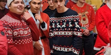 Powiększ grafikę: orszak-swietego-mikolaja-665186.jpg