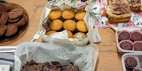 Powiększ grafikę: podsumowanie-kiermaszu-ciast-i-tostow-650675.jpg