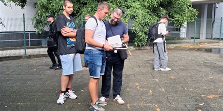 Powiększ grafikę: relacja-z-kiermaszu-podrecznikow-uzywanych-710762.jpg