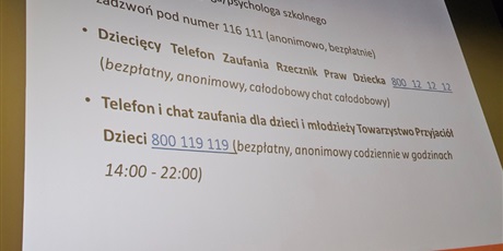 Powiększ grafikę: relacje-wolne-od-przemocy-665284.jpg