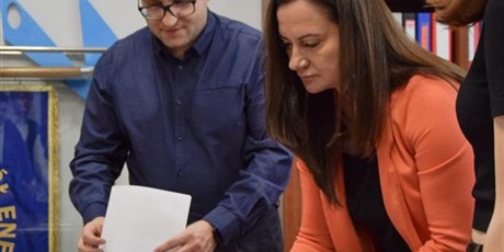 Powiększ grafikę: sesja-rady-samorzadu-uczniowskiego-nr-1-2025-2026-670124.jpg