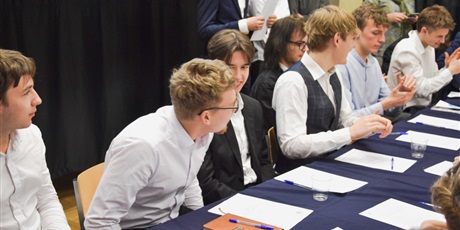 Powiększ grafikę: sesja-rady-samorzadu-uczniowskiego-nr-1-2025-2026-670134.jpg