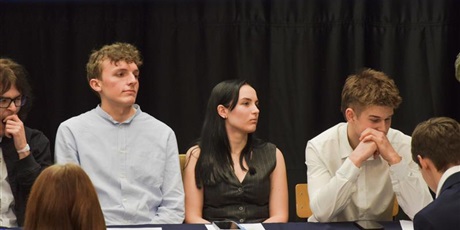 Powiększ grafikę: sesja-rady-samorzadu-uczniowskiego-nr-1-2025-2026-670135.jpg