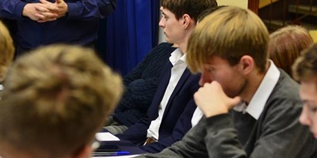 Powiększ grafikę: sesja-rady-samorzadu-uczniowskiego-nr-1-2025-2026-670141.jpg