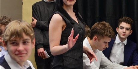 Powiększ grafikę: sesja-rady-samorzadu-uczniowskiego-nr-1-2025-2026-670156.jpg