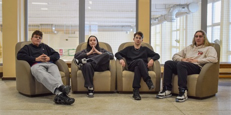 Powiększ grafikę: sesja-rady-samorzadu-uczniowskiego-nr-1-2025-2026-670157.jpg