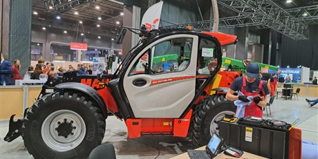 Powiększ grafikę: skillspoland-2025-665148.jpg