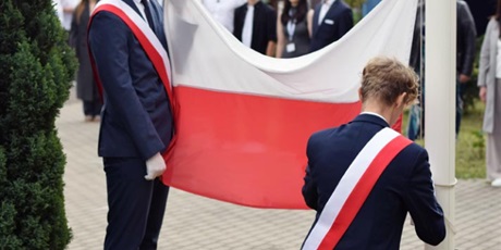 Powiększ grafikę: slubowanie-klas-pierwszych-2025-643701.jpg