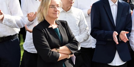 Powiększ grafikę: slubowanie-klas-pierwszych-2025-643709.jpg