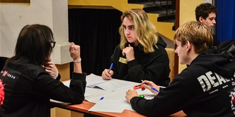 Powiększ grafikę: szkolenie-rady-samorzadu-uczniowskiego-670112.jpg