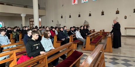 Powiększ grafikę: szkolne-rekolekcje-wielkopostne-2026-685521.jpg