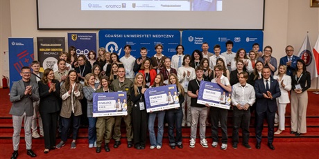 Powiększ grafikę: uczniowie-zse-na-pierwszym-miejscu-w-konkursie-fahrenheit-kompetencje-przyszlosci-702314.jpg