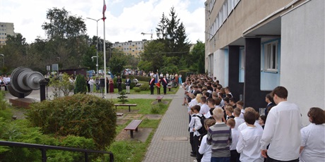 Powiększ grafikę: uroczyste-rozpoczecie-roku-szkolnego-2025-2026-636222.jpg
