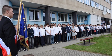 Powiększ grafikę: uroczyste-rozpoczecie-roku-szkolnego-2025-2026-636226.jpg
