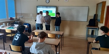 Powiększ grafikę: wspolpraca-z-energa-operator-sa-gdansk-715623.jpg