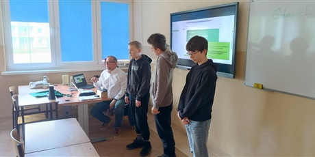 Powiększ grafikę: wspolpraca-z-energa-operator-sa-gdansk-715624.jpg