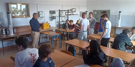 Powiększ grafikę: wspolpraca-z-pracodawca-695423.jpg