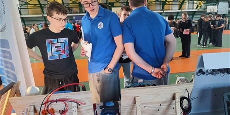 Powiększ grafikę: wyjazdowy-czwartek-681601.jpg