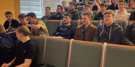 Powiększ grafikę: wyklad-na-eti-pg-679926.jpg