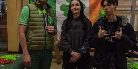 Powiększ grafikę: zielony-dzien-z-okazji-sw-patryka-681669.jpg