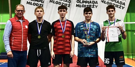 ZSE w czołówce Mistrzostw Gdańska w drużynowym badmintonie