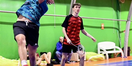 Powiększ grafikę: zse-w-czolowce-mistrzostw-gdanska-w-druzynowym-badmintonie-642362.jpg