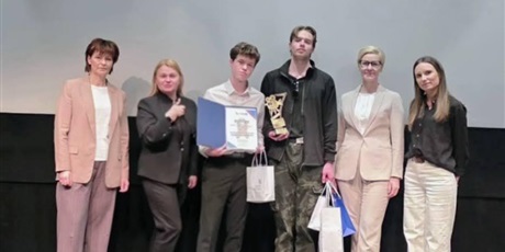 Powiększ grafikę: zwyciestwo-zse-w-vi-pomorskim-festiwalu-krotkich-filmow-o-hiv-689899.jpg